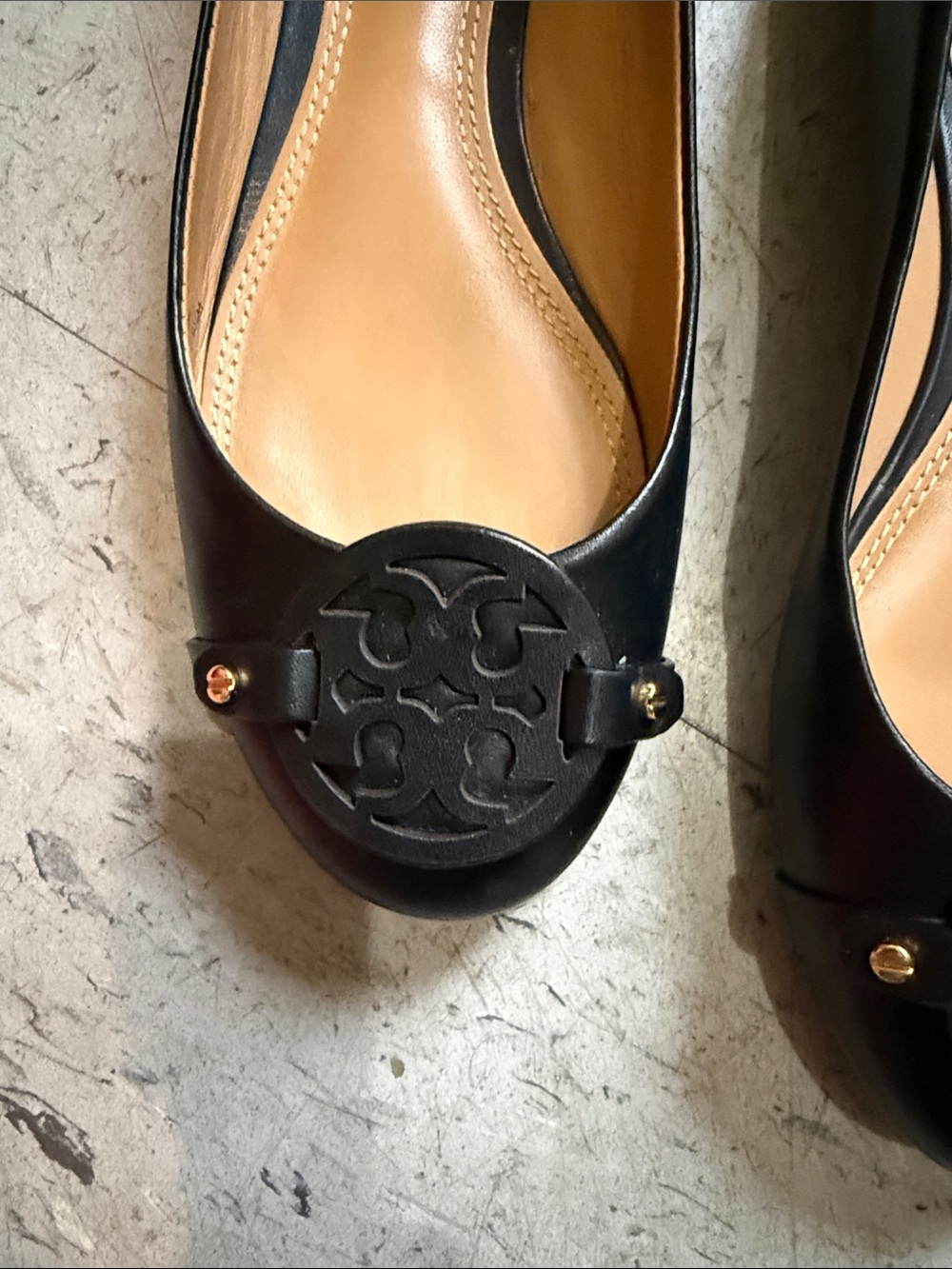 Tory Burch Black Leather Logo Ballet Flats - Picture 2 of 5